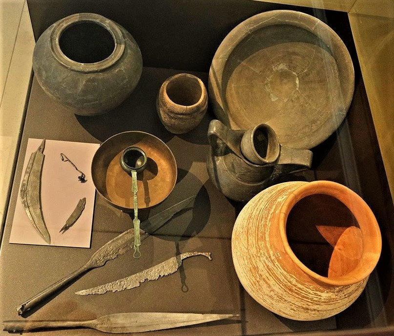 Cremation - Celtic warrior, 1st c BC, excavated in Ajmana, vicinity of Kladovo, eastern Serbia. two spears, curved sica knife, two more iron knives, some bronze and ceramic vessels.